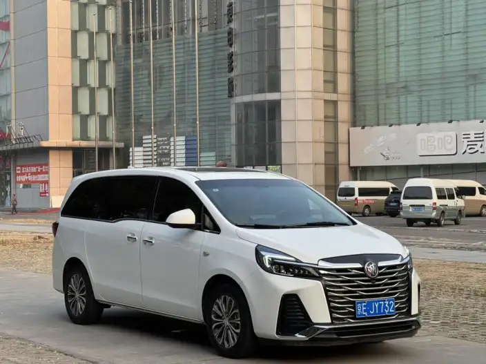 Buick GL8 2023 Model ES Luzun 2.0T Exclusive Model – фото 3