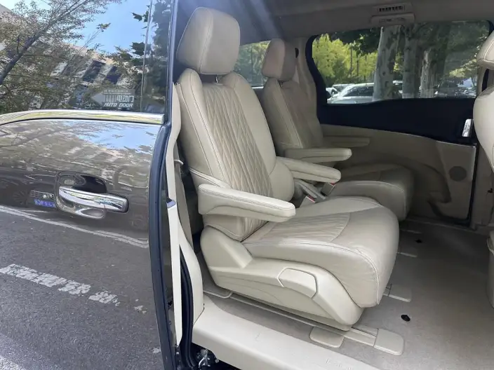 Buick GL8 2023 Model Business class 2.0T Luxury Model – фото 6