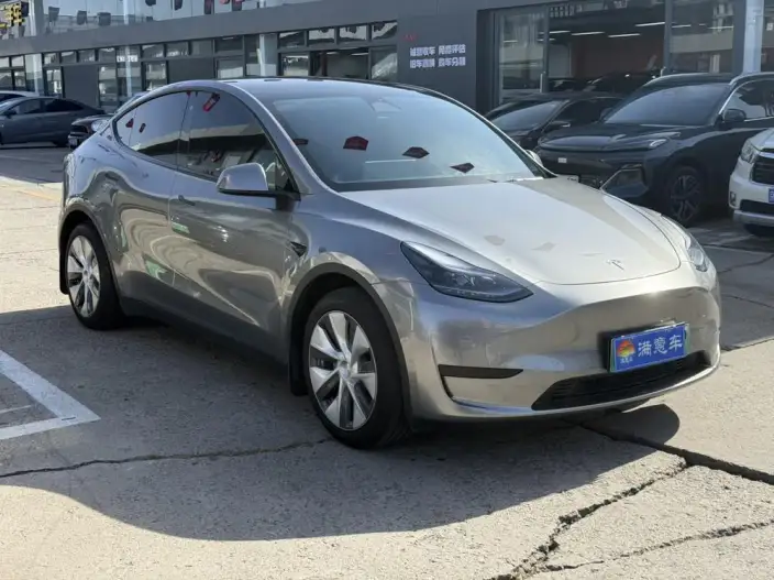 Model Y 2022 Model Facelift Rear-wheel drive version – фото 3
