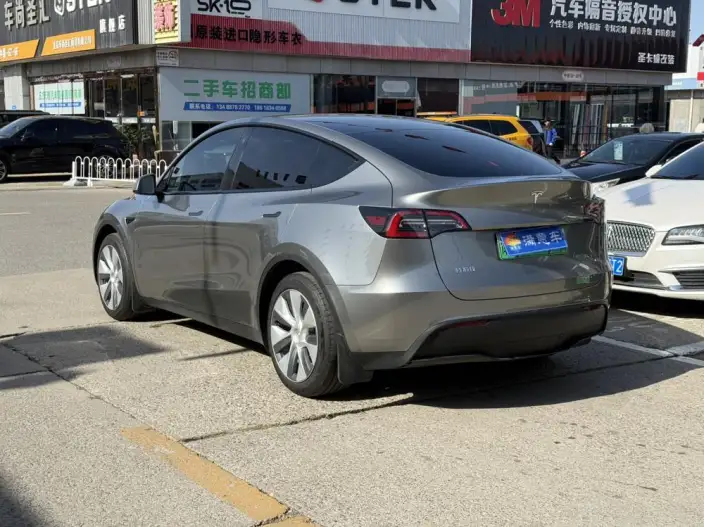 Model Y 2022 Model Facelift Rear-wheel drive version – фото 4