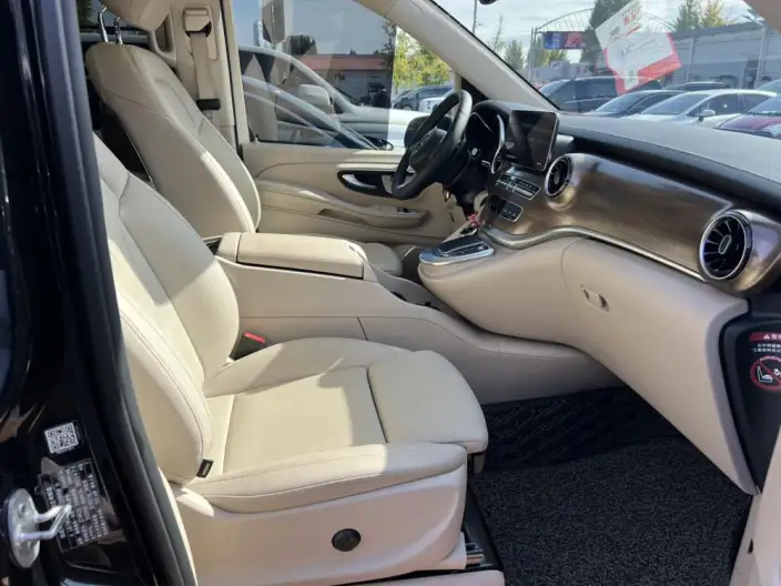 Mercedes-Benz V-Class 2022 Model V 260 L Long wheelbase Premium Edition – фото 7