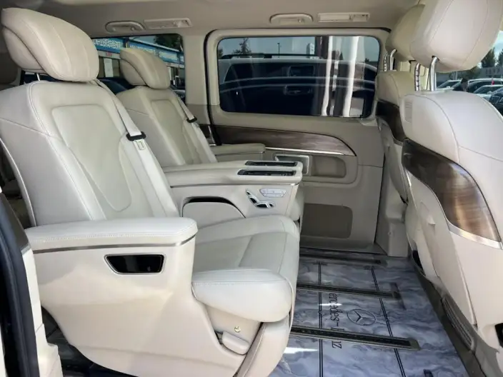 Mercedes-Benz V-Class 2022 Model V 260 L Long wheelbase Premium Edition – фото 10