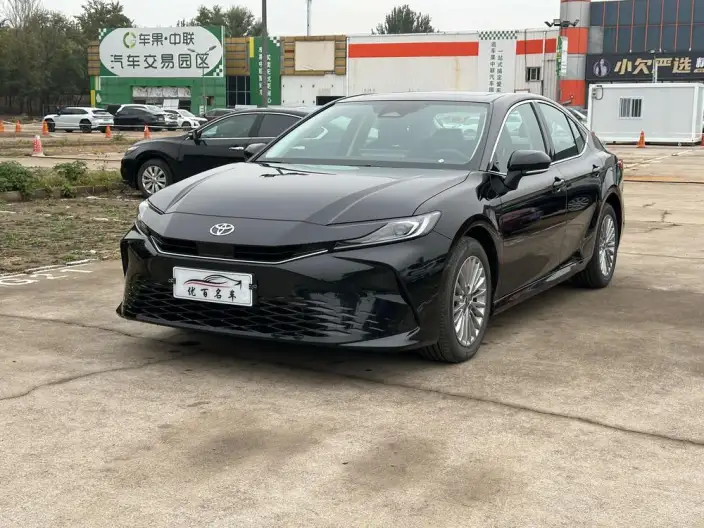 Toyota Camry 2027 Model Hybrid 2.0HE Elite Edition – фото 1