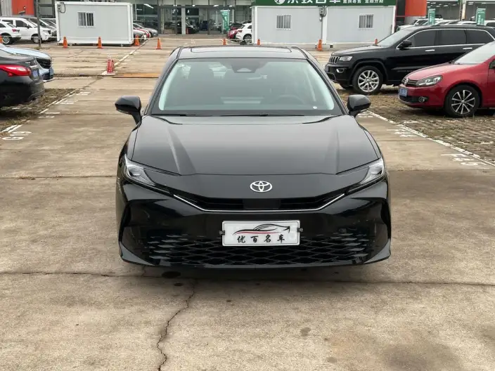 Toyota Camry 2027 Model Hybrid 2.0HE Elite Edition – фото 2