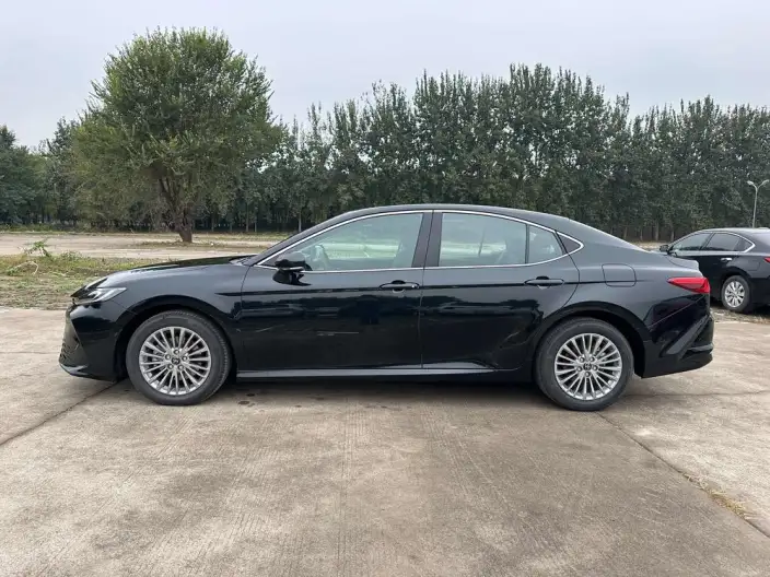 Toyota Camry 2027 Model Hybrid 2.0HE Elite Edition – фото 4