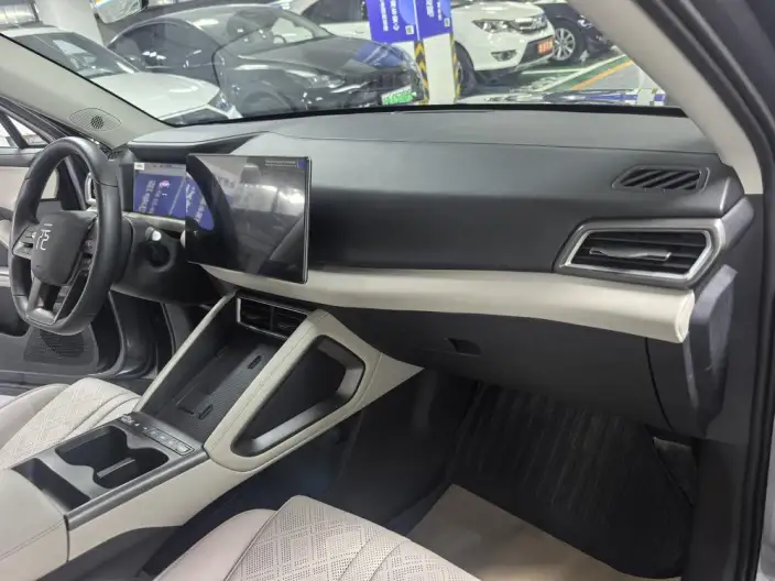 Yuan UP 2025 Model Smart Driving Edition 401KM Leading Model – фото 7