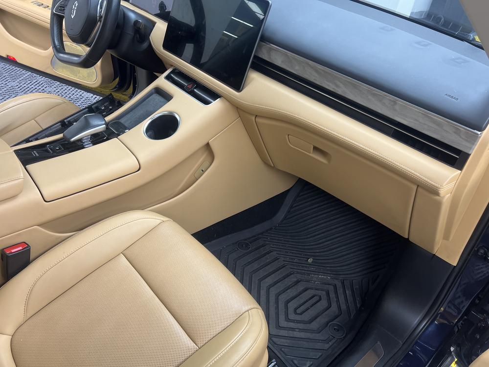 Aito M5 2022 Range-Extended RWD Standard – фото 23