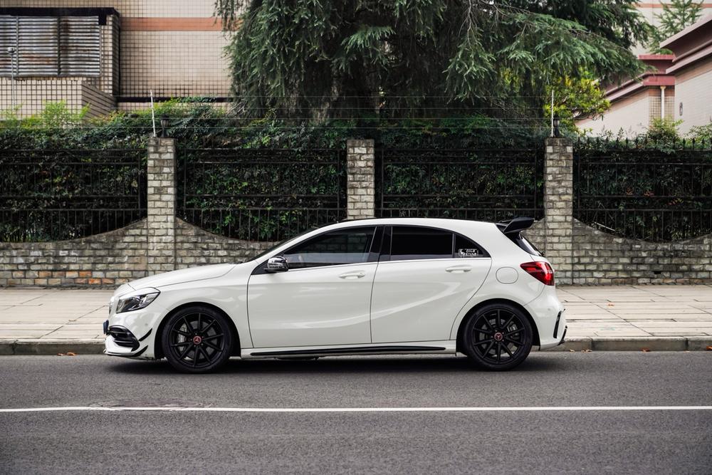 Mercedes-Benz A-Class AMG (импорт 2017 модификация комплектация AMG A 45 4MATIC National V – фото 4