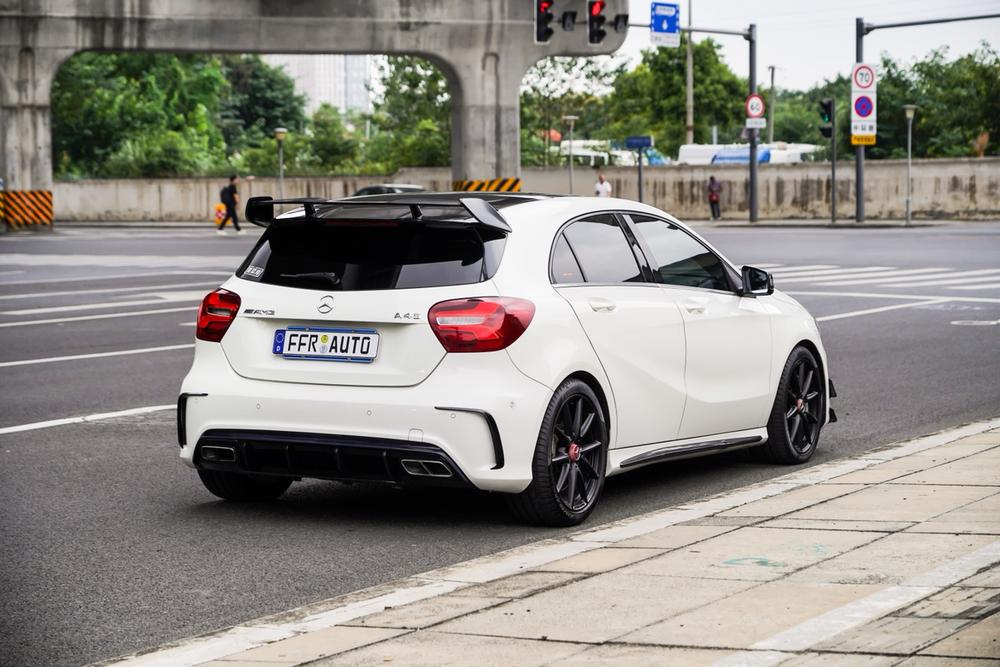 Mercedes-Benz A-Class AMG (импорт 2017 модификация комплектация AMG A 45 4MATIC National V – фото 7