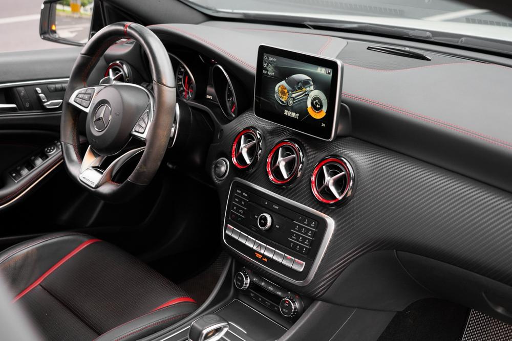 Mercedes-Benz A-Class AMG (импорт 2017 модификация комплектация AMG A 45 4MATIC National V – фото 32