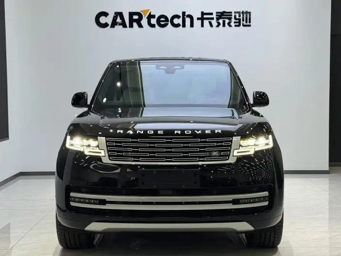 Range Rover 2026 Model 3.0 L6 400PS AB Long axis Edition – фото 2