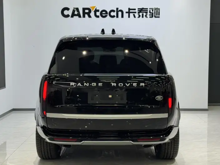 Range Rover 2026 Model 3.0 L6 400PS AB Long axis Edition – фото 6