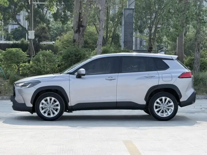 Toyota Corolla Cross 2022 Model 2.0L Elite Edition – фото 4