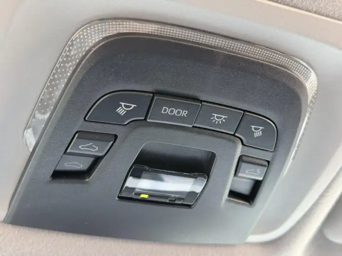 Toyota Corolla Cross 2022 Model 2.0L Elite Edition – фото 10