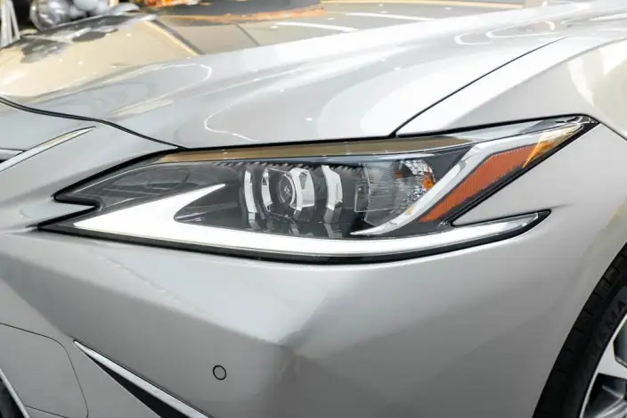 Lexus ES 2022 Model 200 Deluxe Edition – фото 10