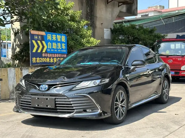 Toyota Camry 2023 Model Hybrid 2.5HG Deluxe Edition – фото 1