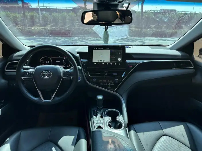Toyota Camry 2023 Model Hybrid 2.5HG Deluxe Edition – фото 8