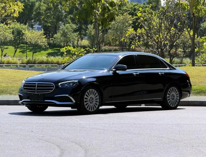 Mercedes-Benz E-Class 2022 Model Facelift II E 300 L Luxury Model sedan – фото 1