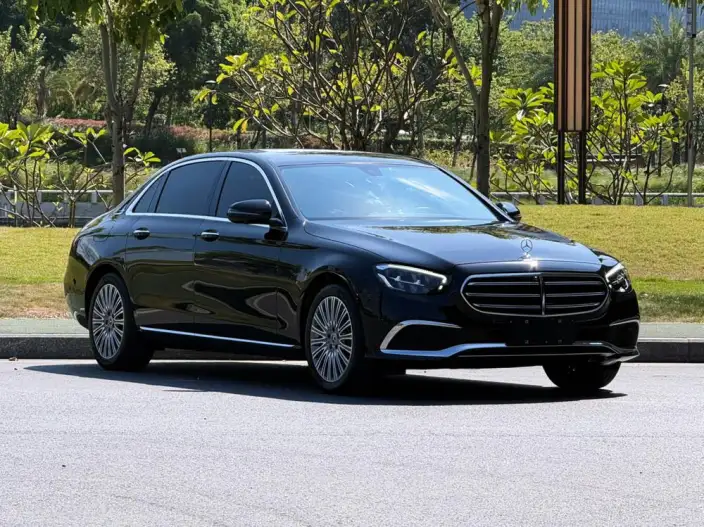 Mercedes-Benz E-Class 2022 Model Facelift II E 300 L Luxury Model sedan – фото 3