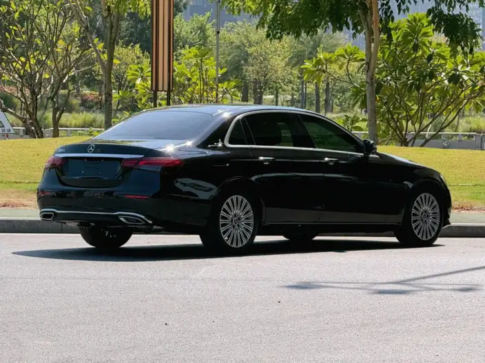 Mercedes-Benz E-Class 2022 Model Facelift II E 300 L Luxury Model sedan – фото 7