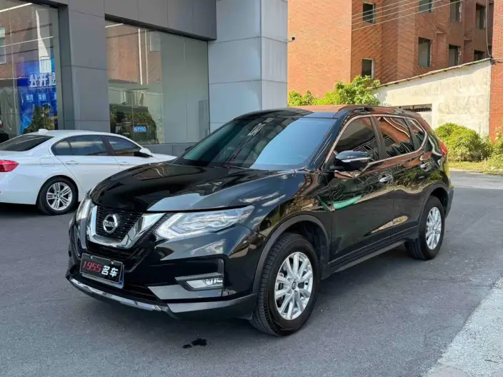 Nissan X-Trail 2023 Model Classic Edition 2.0L 2WD Smart Connect Premium