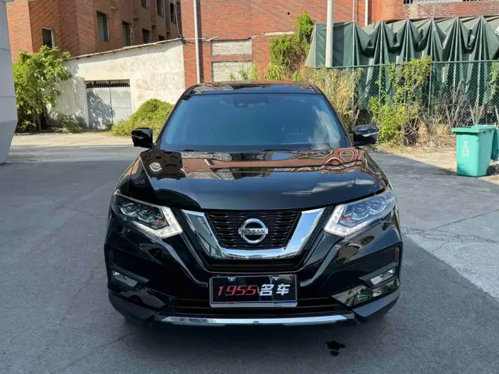 Nissan X-Trail 2023 Model Classic Edition 2.0L 2WD Smart Connect Premium