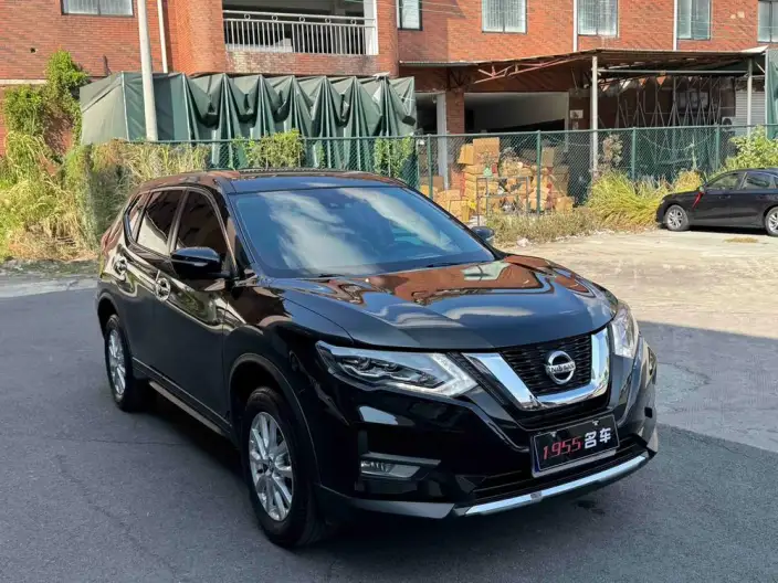 Nissan X-Trail 2023 Model Classic Edition 2.0L 2WD Smart Connect Premium