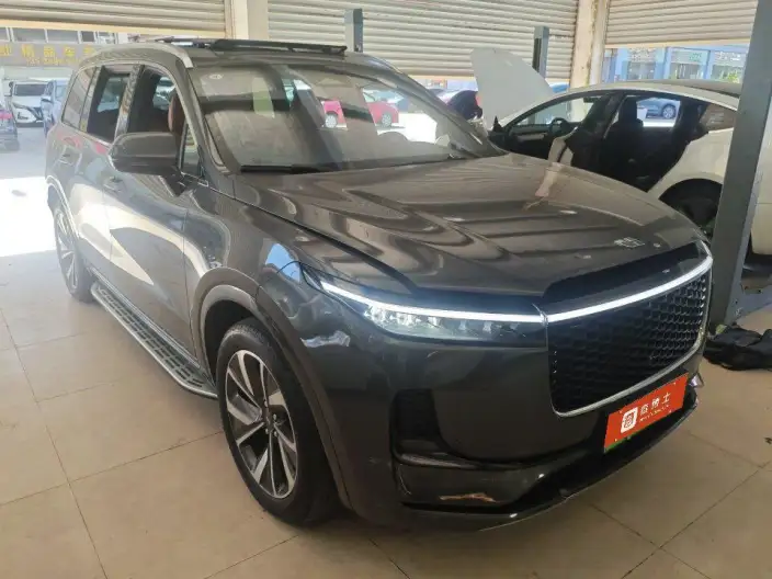 Li Auto ONE 2021 Model Extended Range 6 seat Edition – фото 2