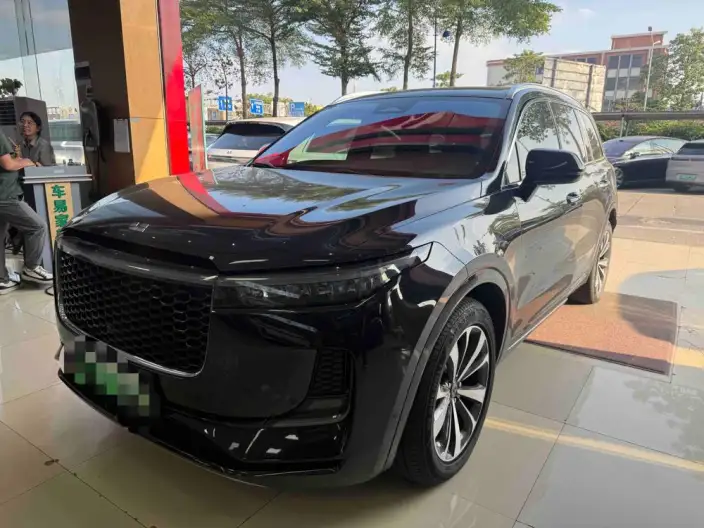Li Auto ONE 2021 Model Extended Range 6 seat Edition – фото 1