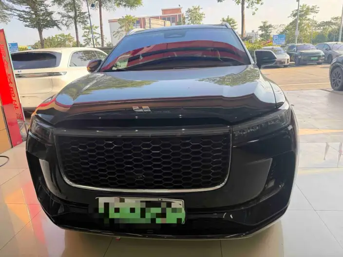 Li Auto ONE 2021 Model Extended Range 6 seat Edition – фото 2