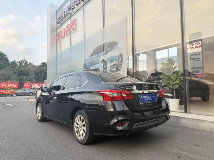 Nissan Sylphy 2021 Model Classic 1.6 XL CVT Deluxe Edition – фото 5