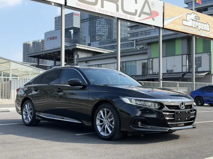 Honda Accord 2022 Model 260TURBO Deluxe Edition – фото 3