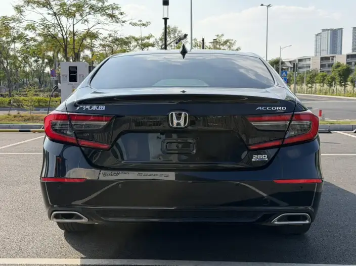 Honda Accord 2022 Model 260TURBO Deluxe Edition – фото 5