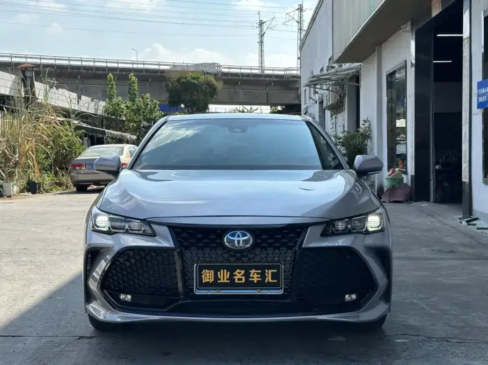 Toyota Avalon 2019 Model Hybrid 2.5L Deluxe Edition China VI – фото 2