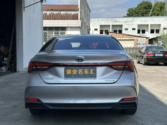 Toyota Avalon 2019 Model Hybrid 2.5L Deluxe Edition China VI – фото 5