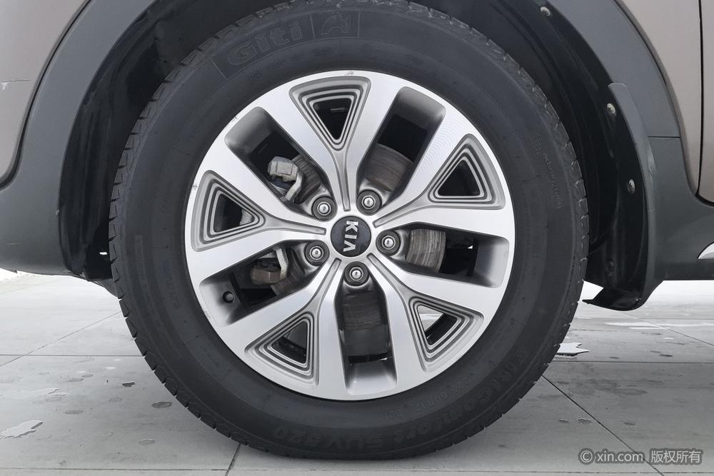 Kia Sportage 2016 модификация 2.0L автоматическое 2WD Edition GLS – фото 5