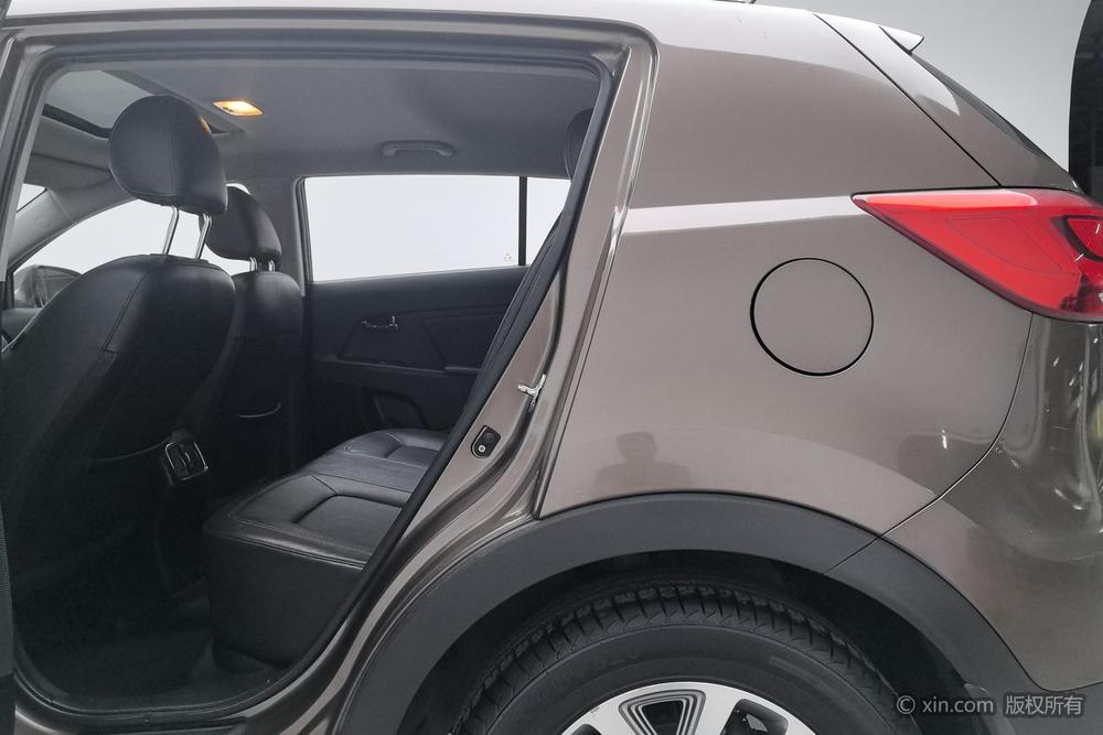 Kia Sportage 2016 модификация 2.0L автоматическое 2WD Edition GLS – фото 19