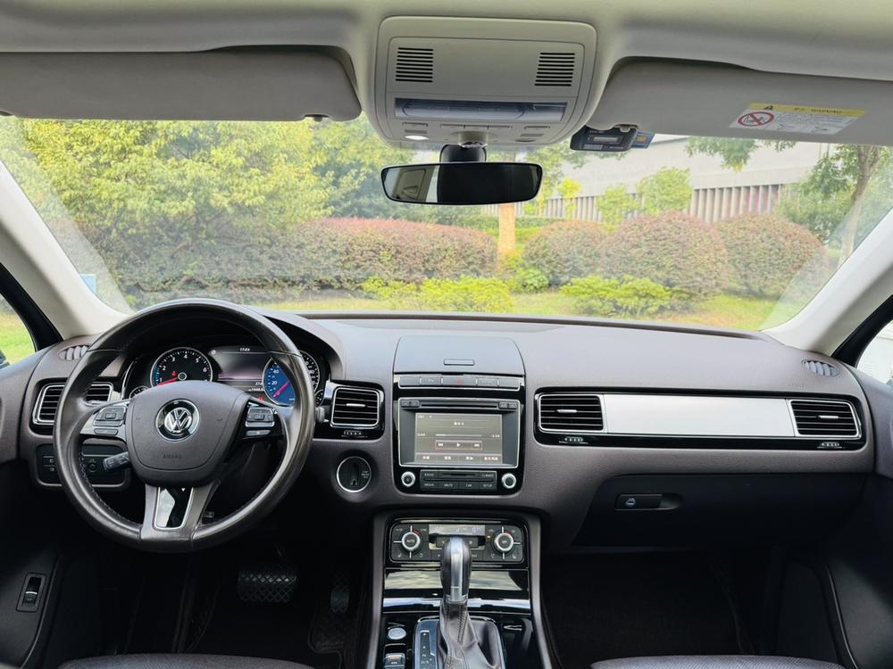 Volkswagen Touareg 2017 3.0TSI Explorer – фото 12