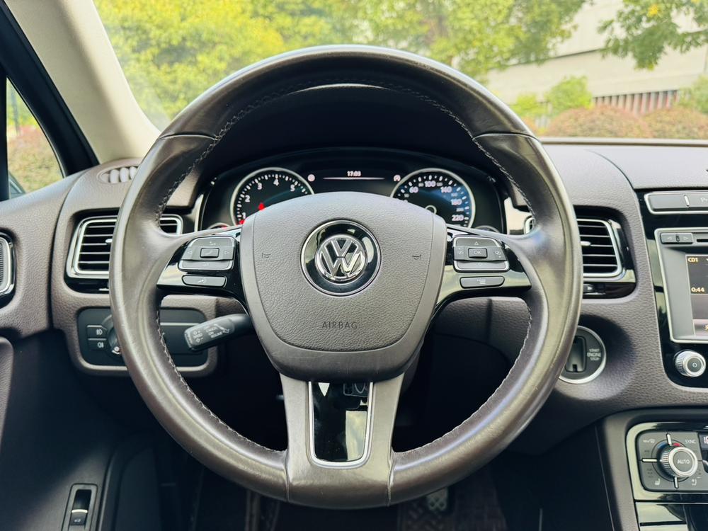 Volkswagen Touareg 2017 3.0TSI Explorer – фото 14