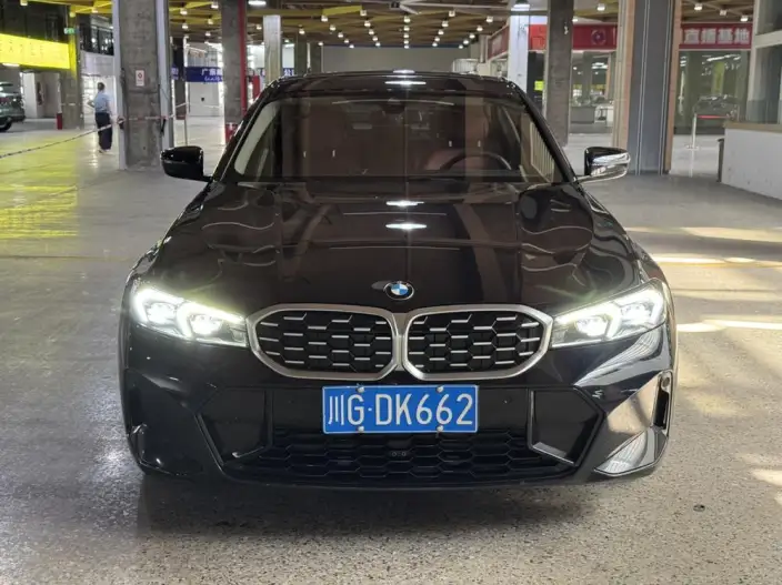 BMW 3 Series 2023 Model 325i M Sports Set – фото 2