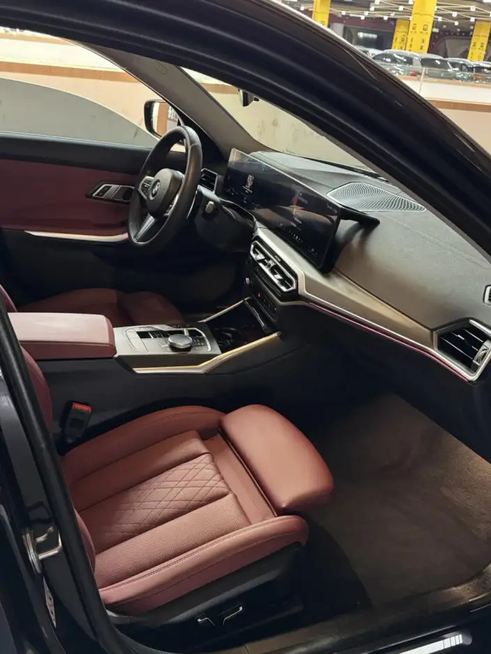 BMW 3 Series 2023 Model 325i M Sports Set – фото 7