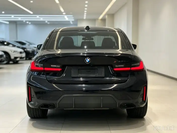 BMW 3 Series 2023 Model 330Li M Sports Night Set – фото 3