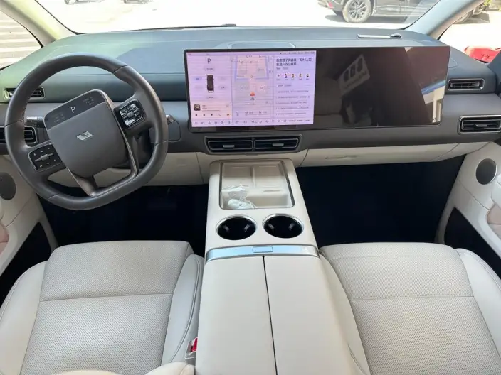 Li Auto MEGA 2024 Model Ultra Edition – фото 10