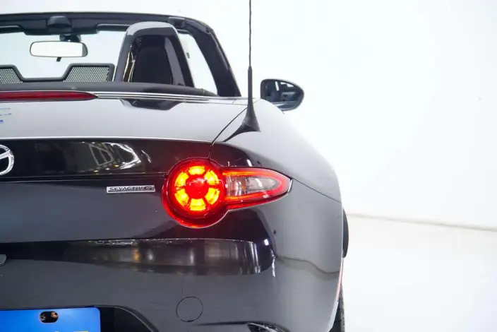 Mazda MX-5 2023 Model 2.0L Manual Rear Drive 2 seat Parallel Imported – фото 8