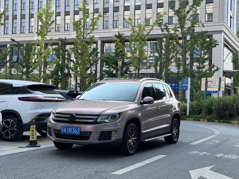 Volkswagen Tiguan 2016 300 TSI Automatic FWD Luxury – фото 1