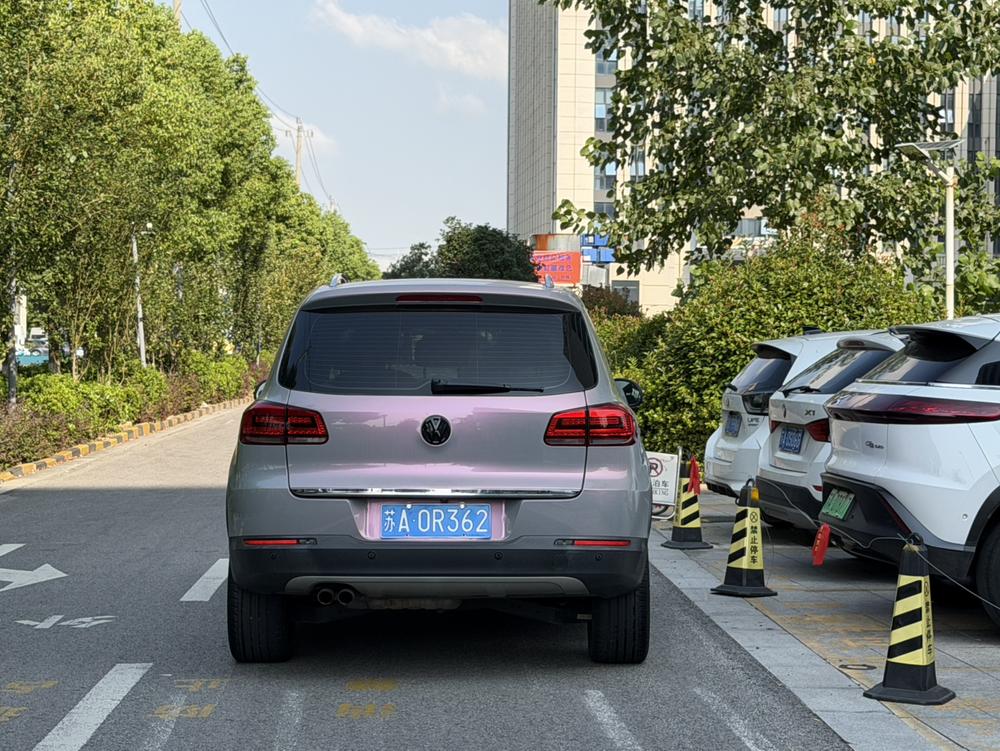 Volkswagen Tiguan 2016 300 TSI Automatic FWD Luxury – фото 5