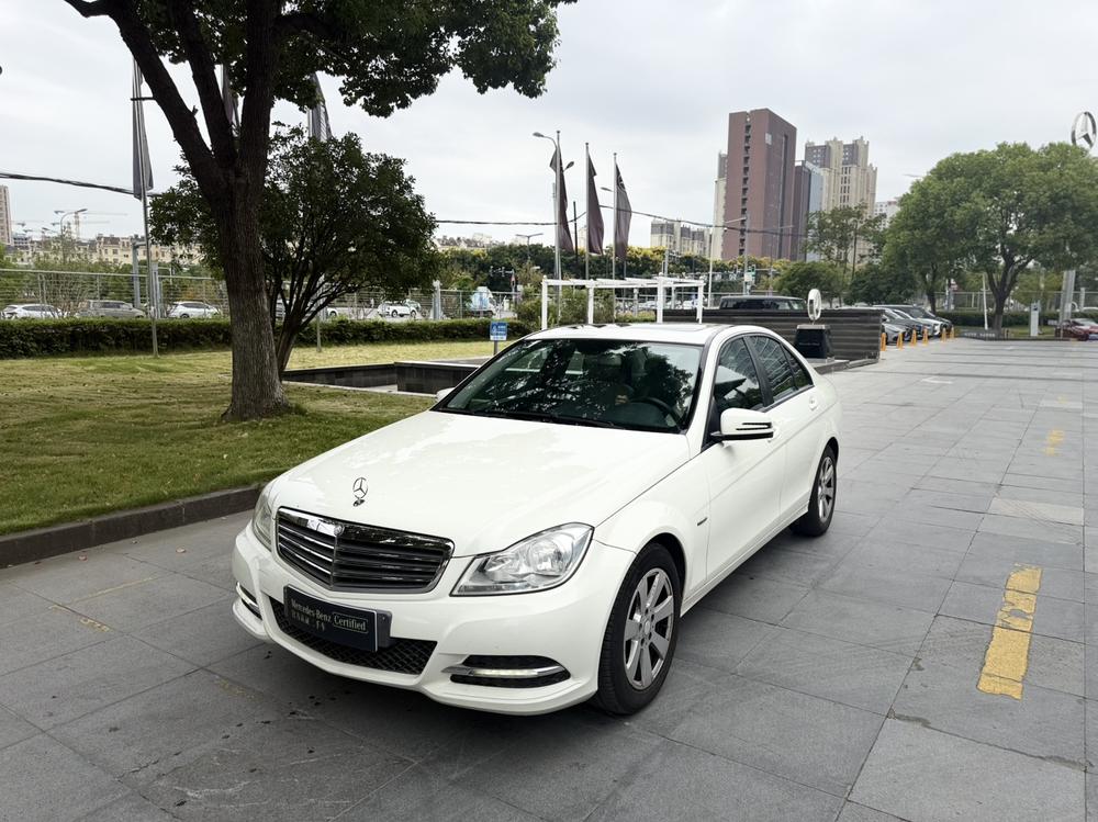 Mercedes-Benz C-Class 2011 модификация C 180K Classic тип – фото 1
