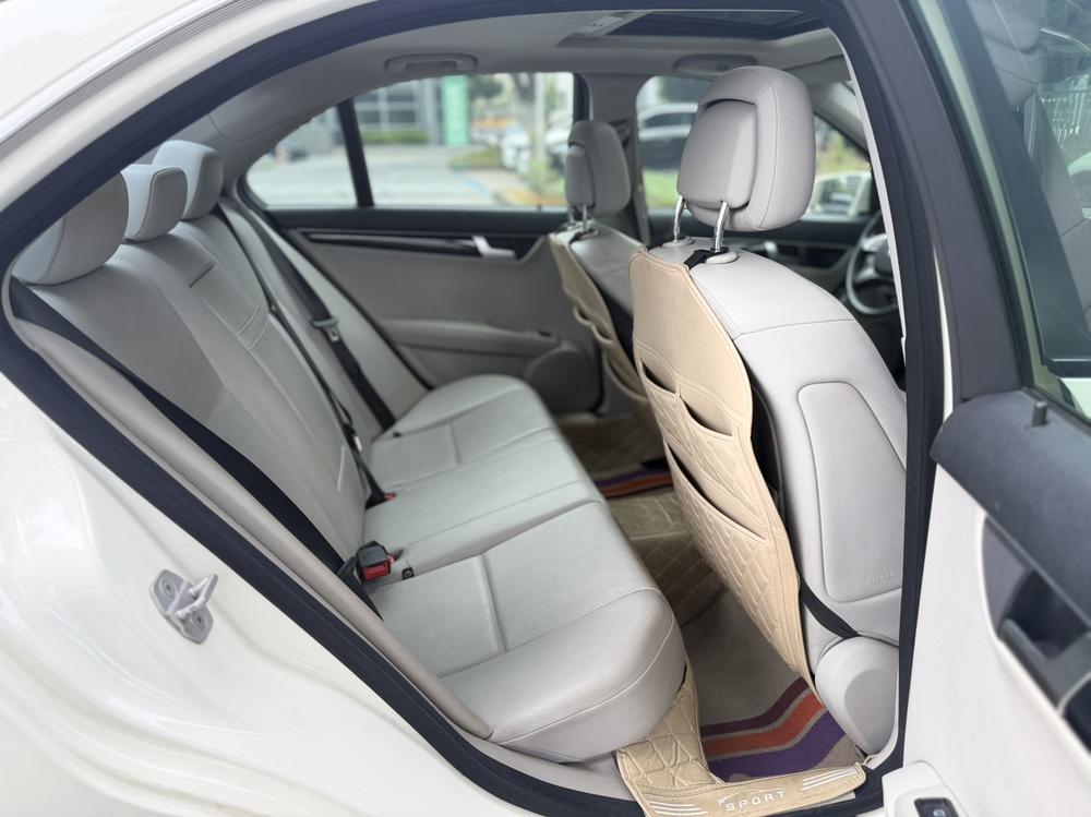 Mercedes-Benz C-Class 2011 модификация C 180K Classic тип – фото 14