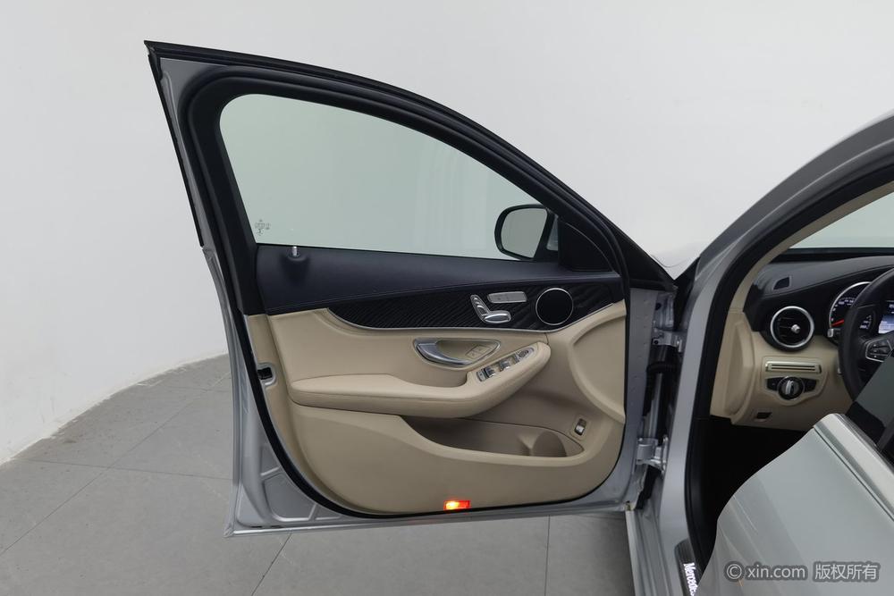 Mercedes-Benz C-Class 2015 C 200 L Sport – фото 21