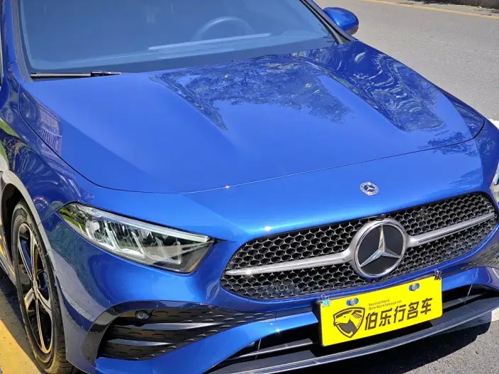 Mercedes-Benz A-class 2023 Model A 200 L Sports sedan Fashion Edition – фото 8